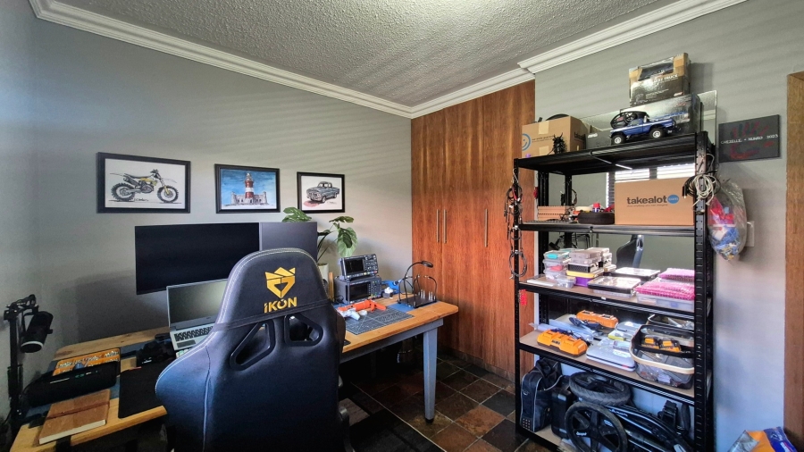 2 Bedroom Property for Sale in Die Bult North West
